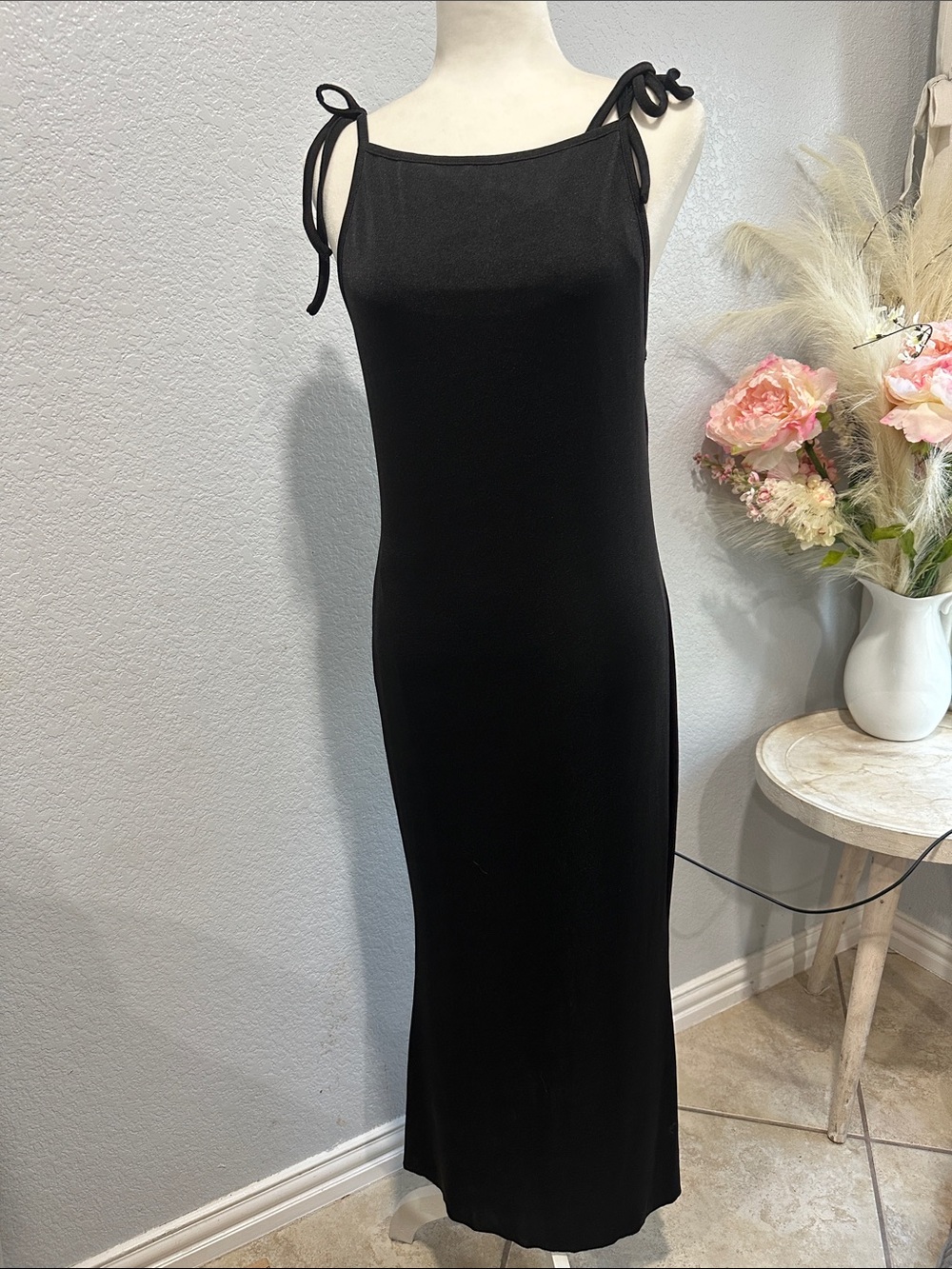 DANIELLE BERNSTEIN Black Tie-Shoulder Maxi Dress